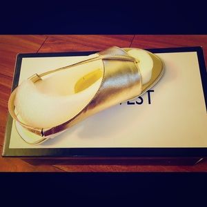 Nine West GolPer Leather strappy sandals (lt gold)